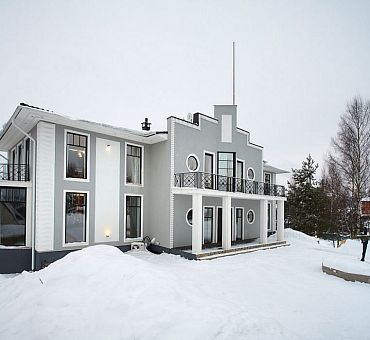 Дом, Ленинградская обл., п. Юкки, 850 м²
